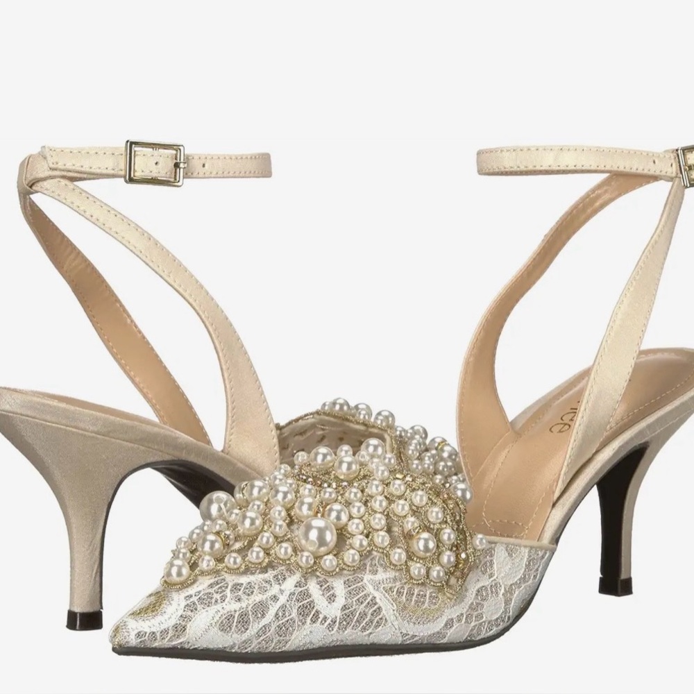 J RENEE Desdemona Pearl/Crystal  Embellished Pointed Toe Pump Size 8.5 NWT